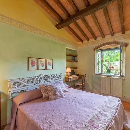 Cascia Apartment