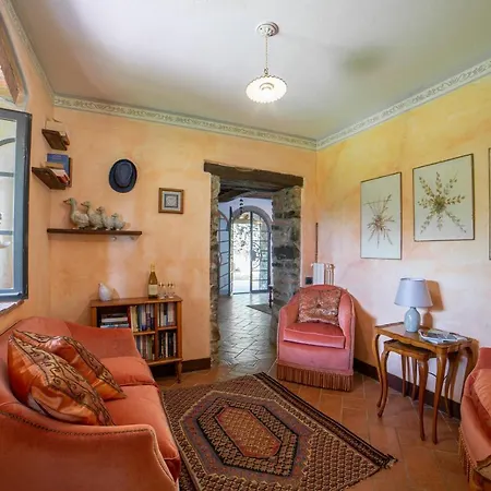 Cascia Apartment