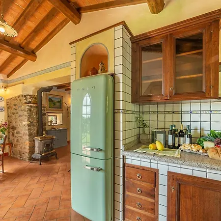 Cascia Apartment
