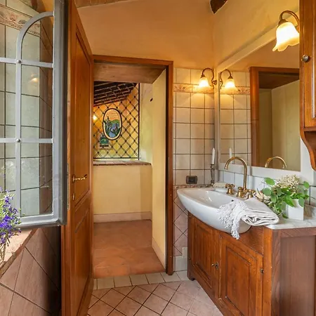 Cascia Apartment *